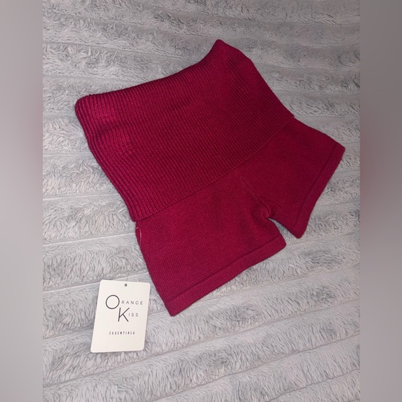 Red Shorts - Picture 6 of 8